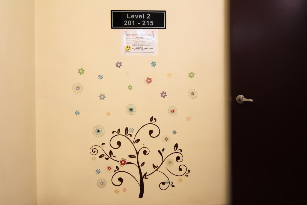 Jaya Hotel 2*