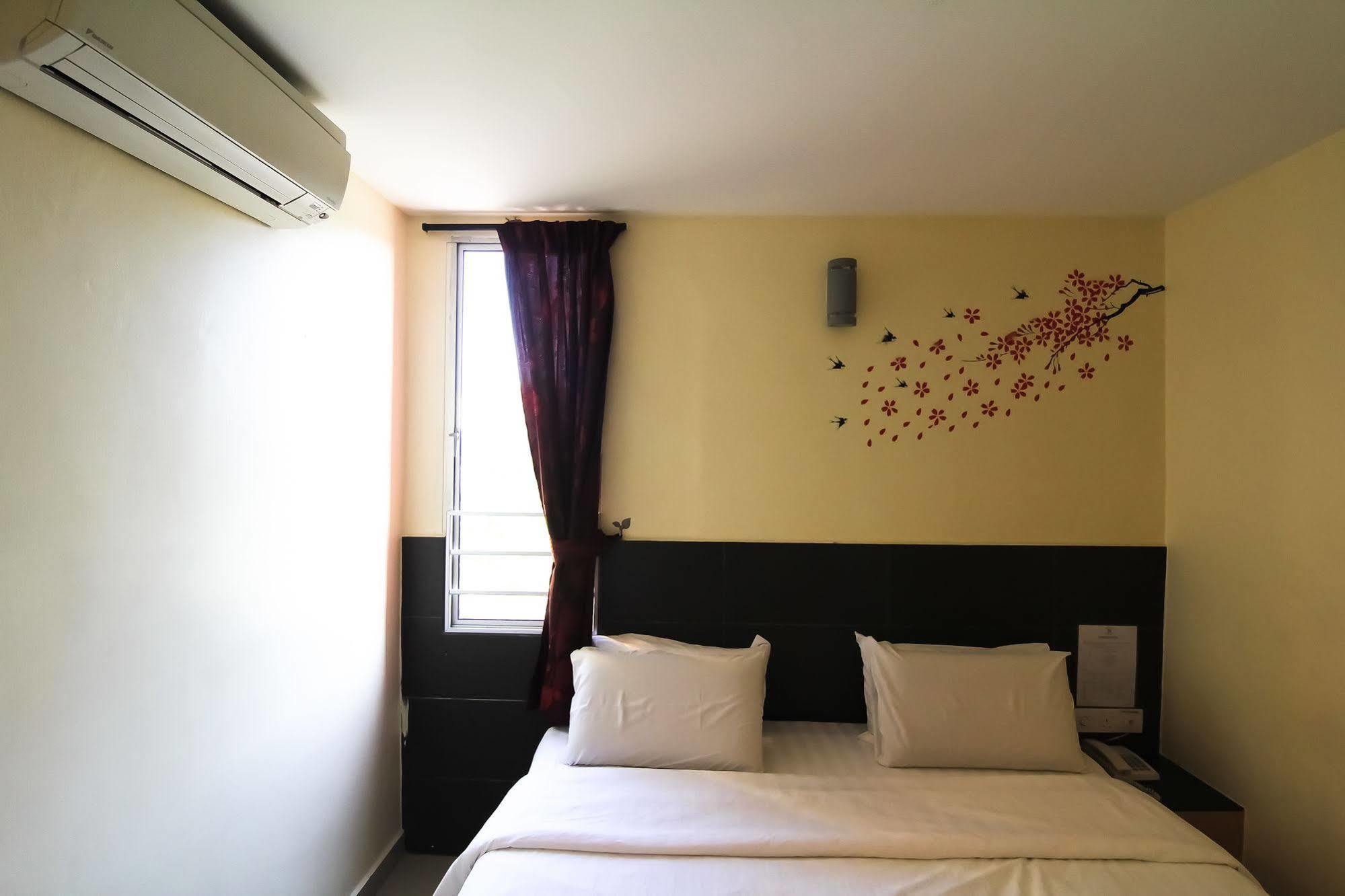 Hotel Jaya 2*