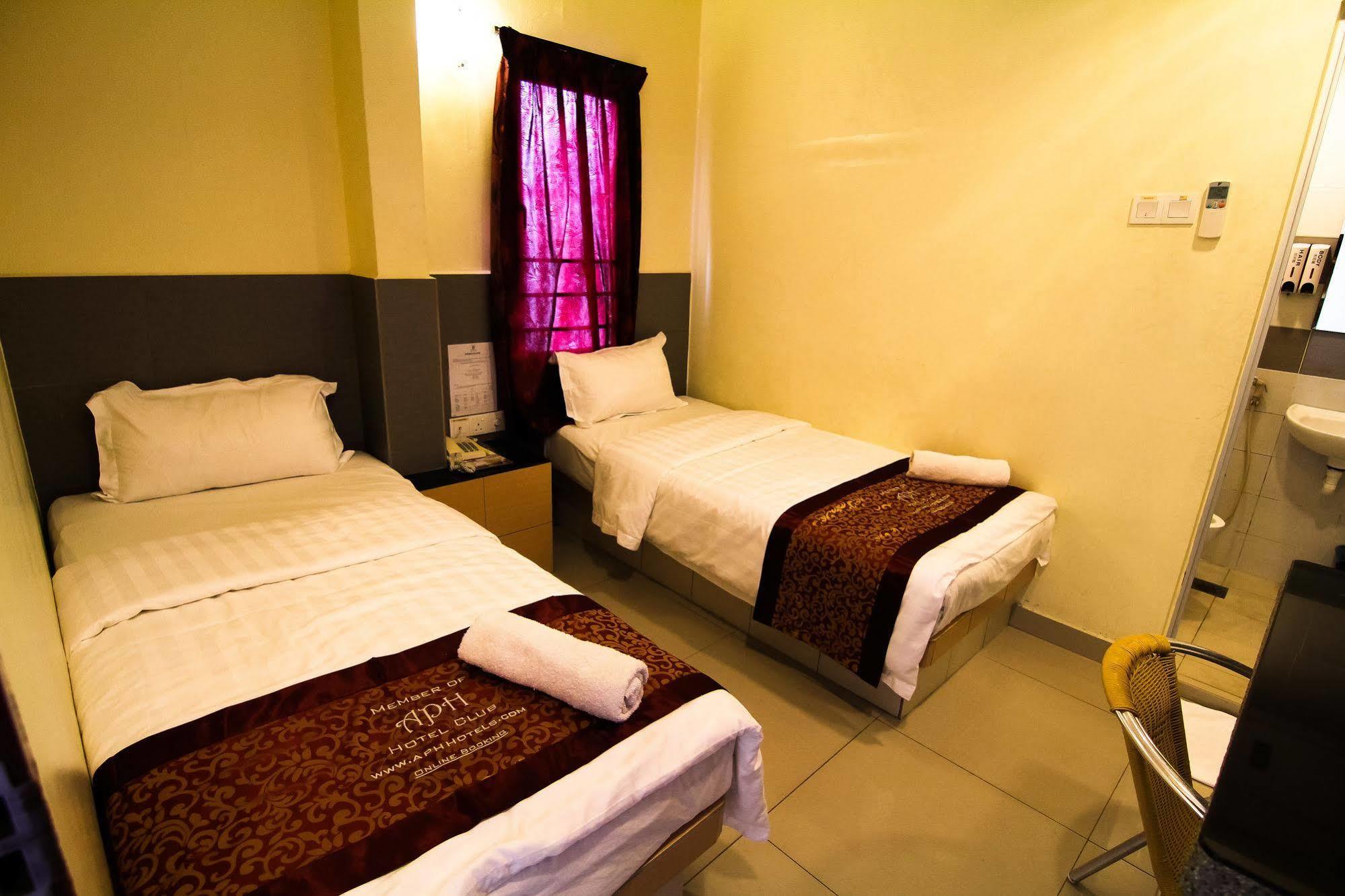 Hotel Jaya 2*